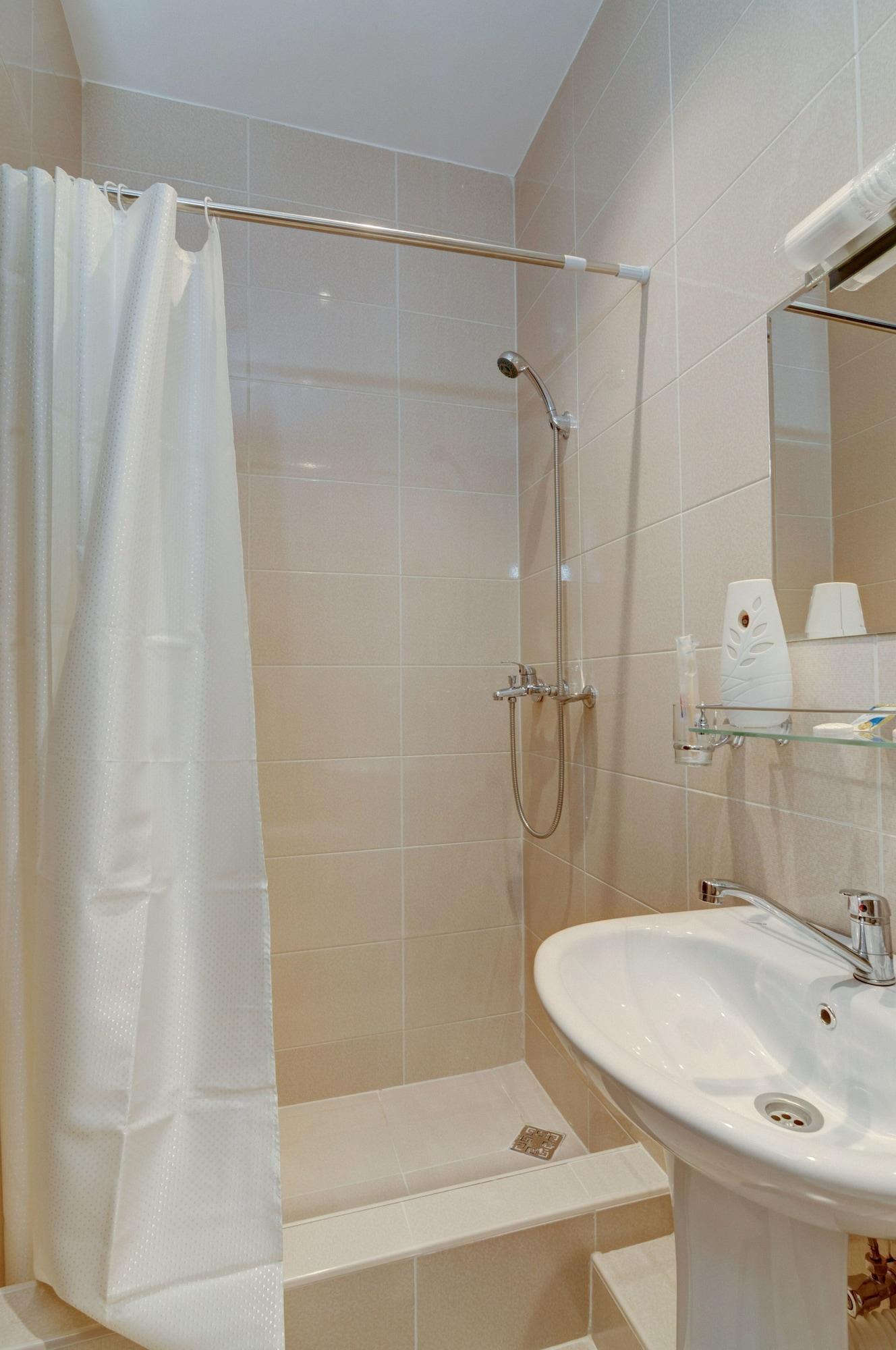 Liva Hotel Tbilisi ภายนอก รูปภาพ