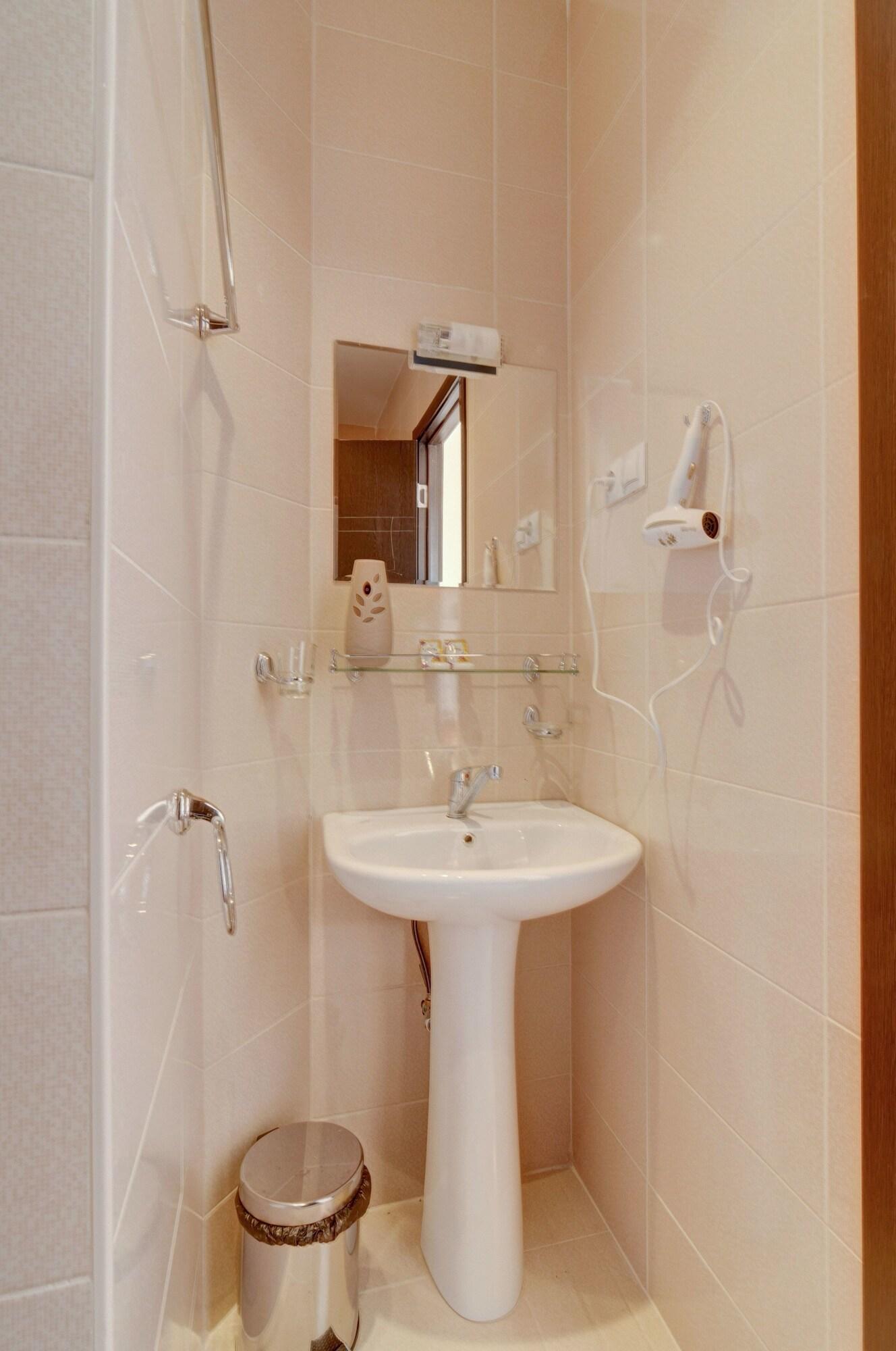 Liva Hotel Tbilisi ภายนอก รูปภาพ