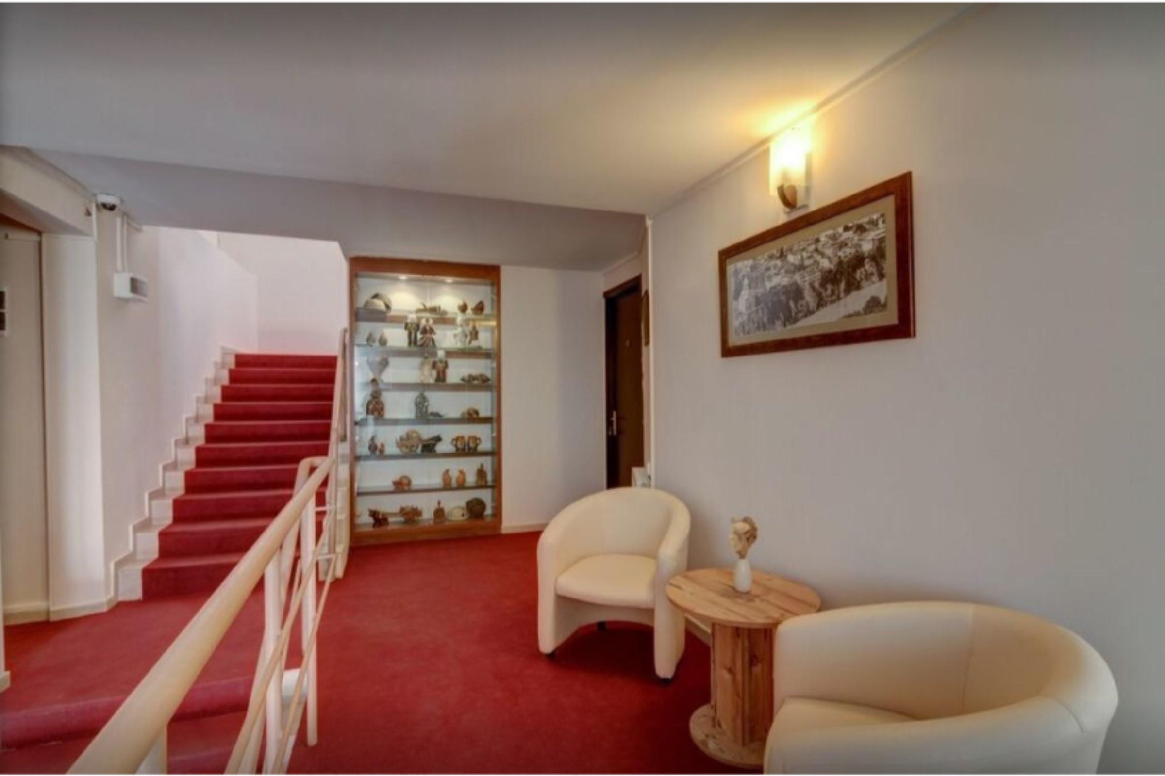 Liva Hotel Tbilisi ภายนอก รูปภาพ