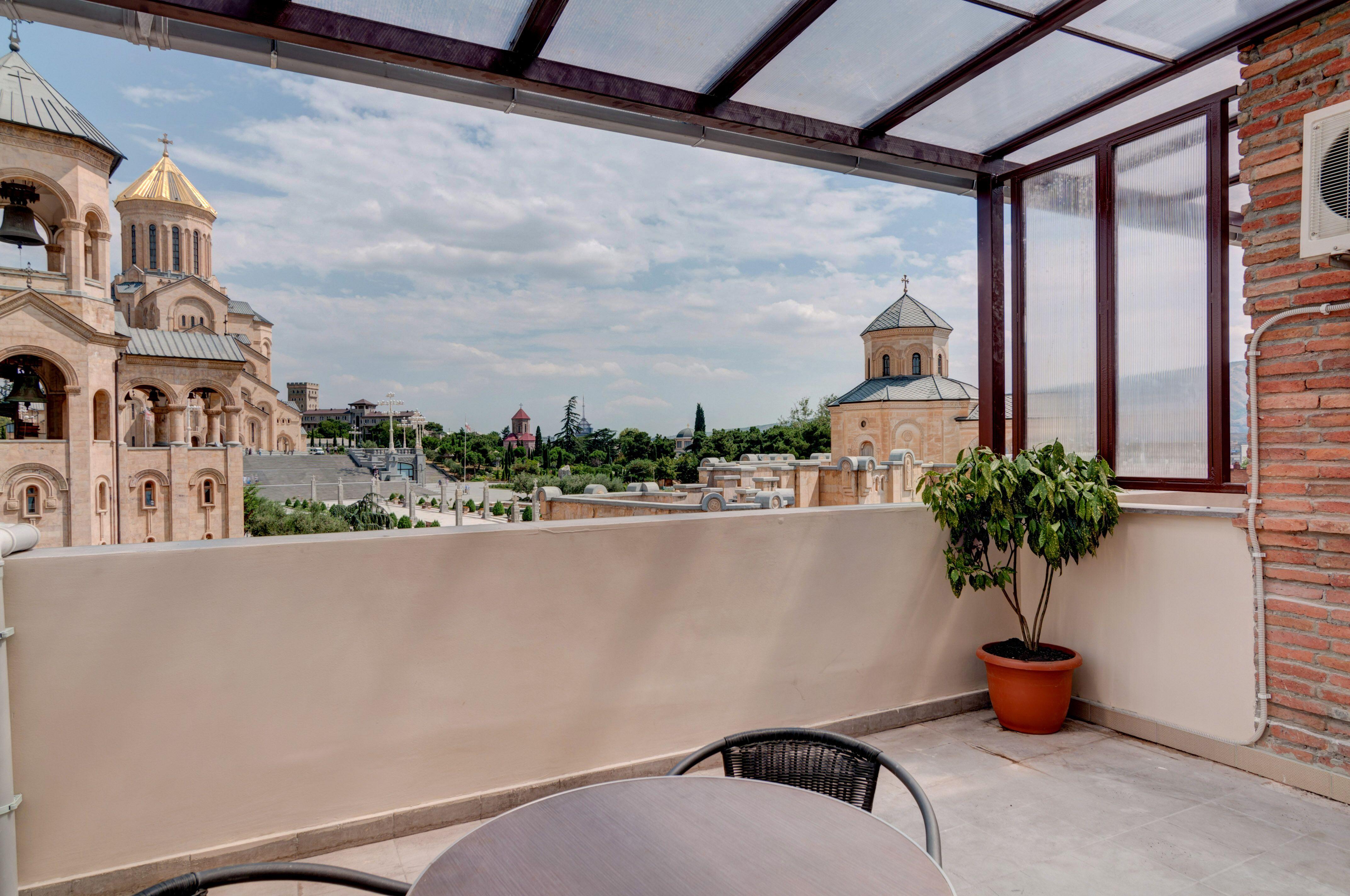 Liva Hotel Tbilisi ภายนอก รูปภาพ