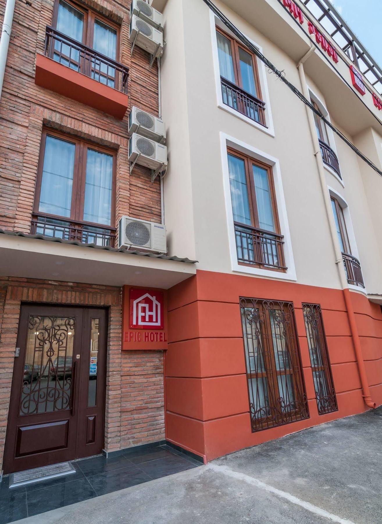 Liva Hotel Tbilisi ภายนอก รูปภาพ