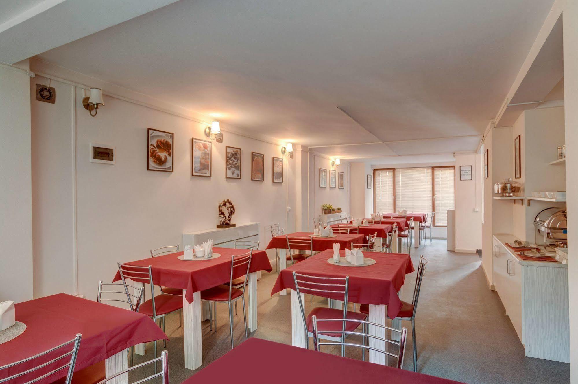 Liva Hotel Tbilisi ภายนอก รูปภาพ